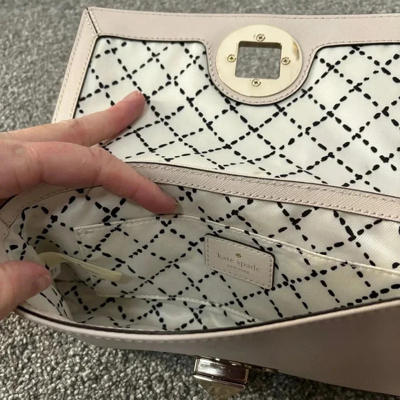 Kate Spade turn lock clutch - Picture 2 of 7